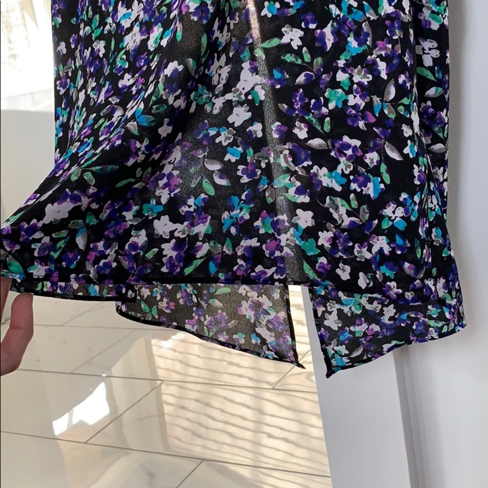 Express Tank Top - Picture 4 of 8